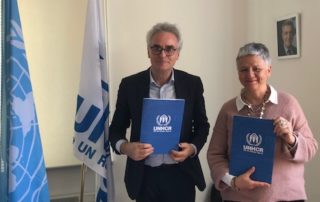 Roland Shilling, Alto rappresentante di Unhcr, e Antonella Veltri, presidente di D.i.Re firma progetto Leaving violence. Living safe